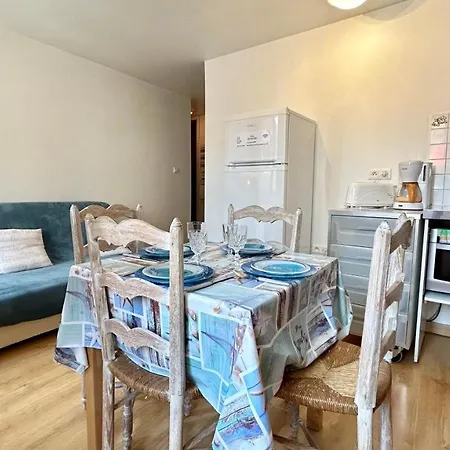 Centre * Ле-Кротуа