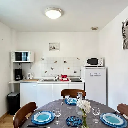 Centre Ле-Кротуа